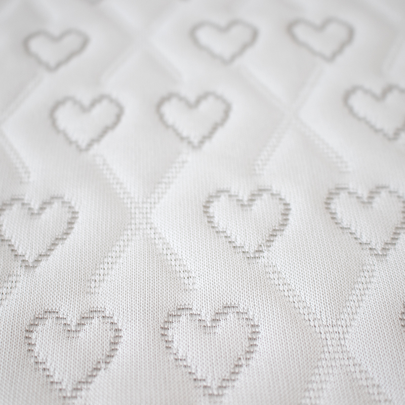 أقمشة الجرافين الصديقة للحيوانات الأليفة