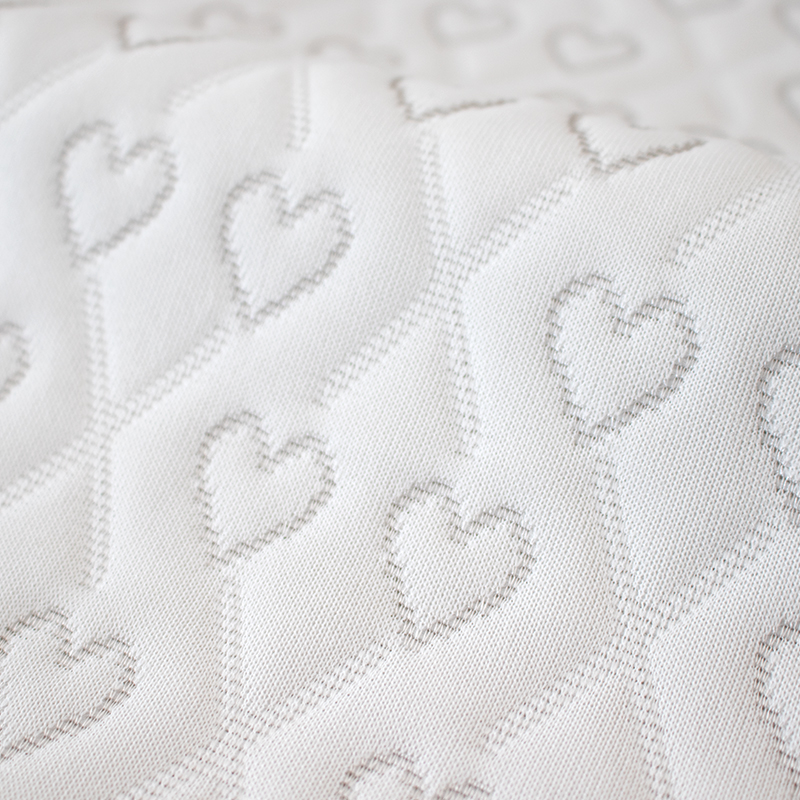 أقمشة البوليستر الصديقة للحيوانات الأليفة