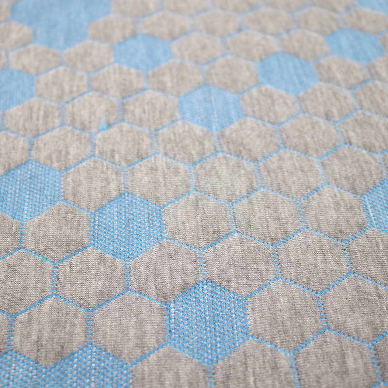 أقمشة الجرافين الصديقة للحيوانات الأليفة